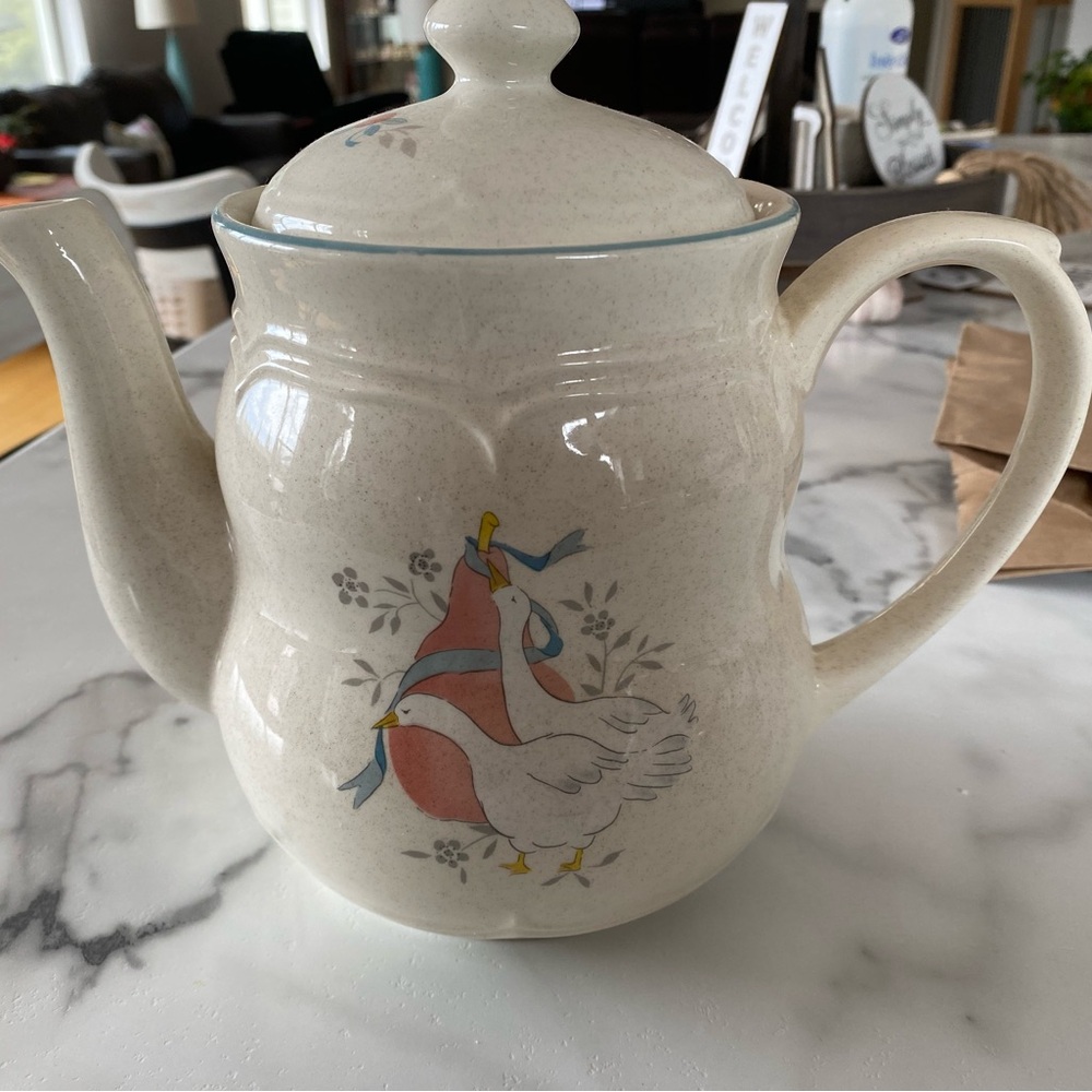 Vintage Marmalade Goose Teapot